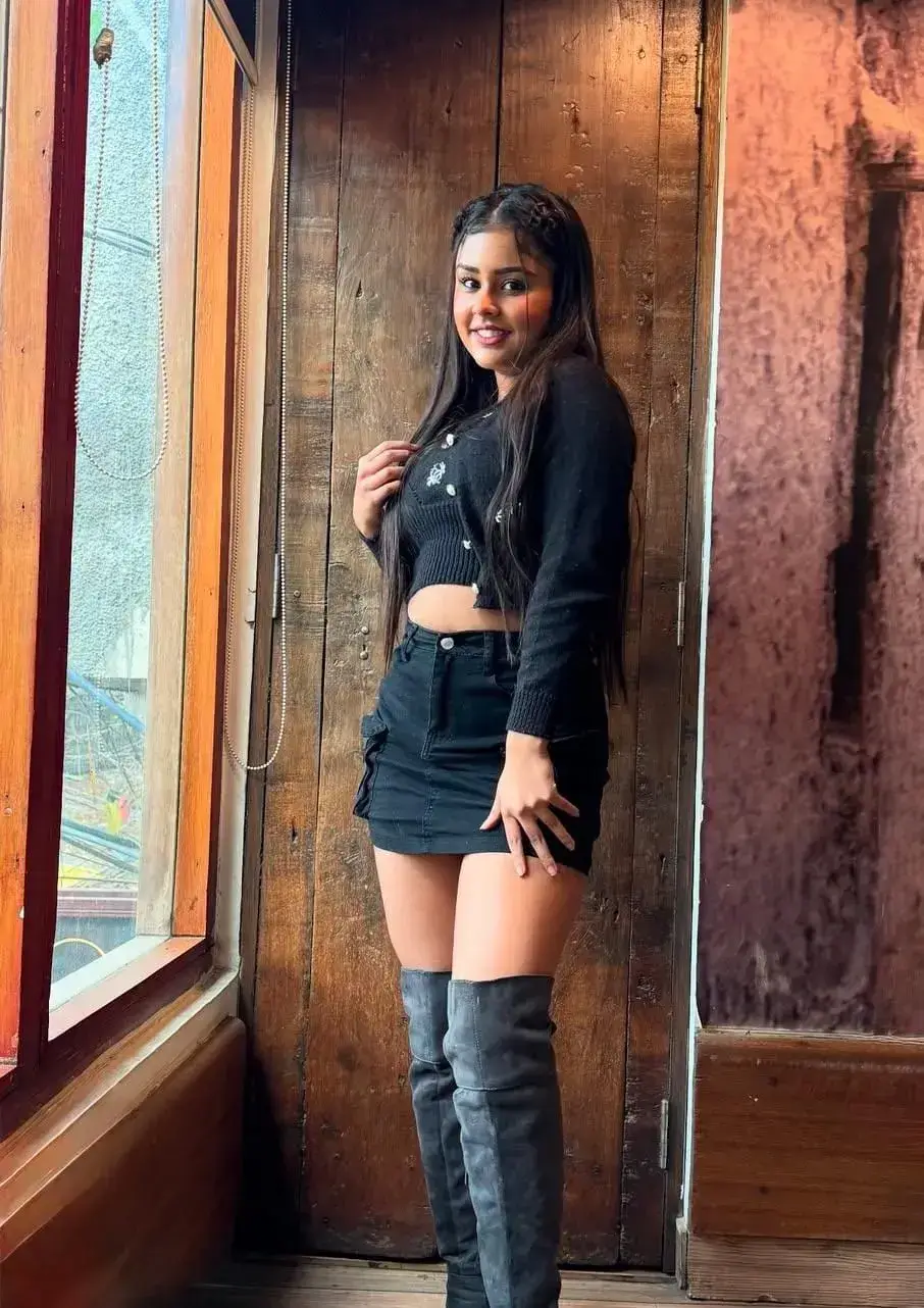 Best Escort Service College Girls Prankita in Bengaluru